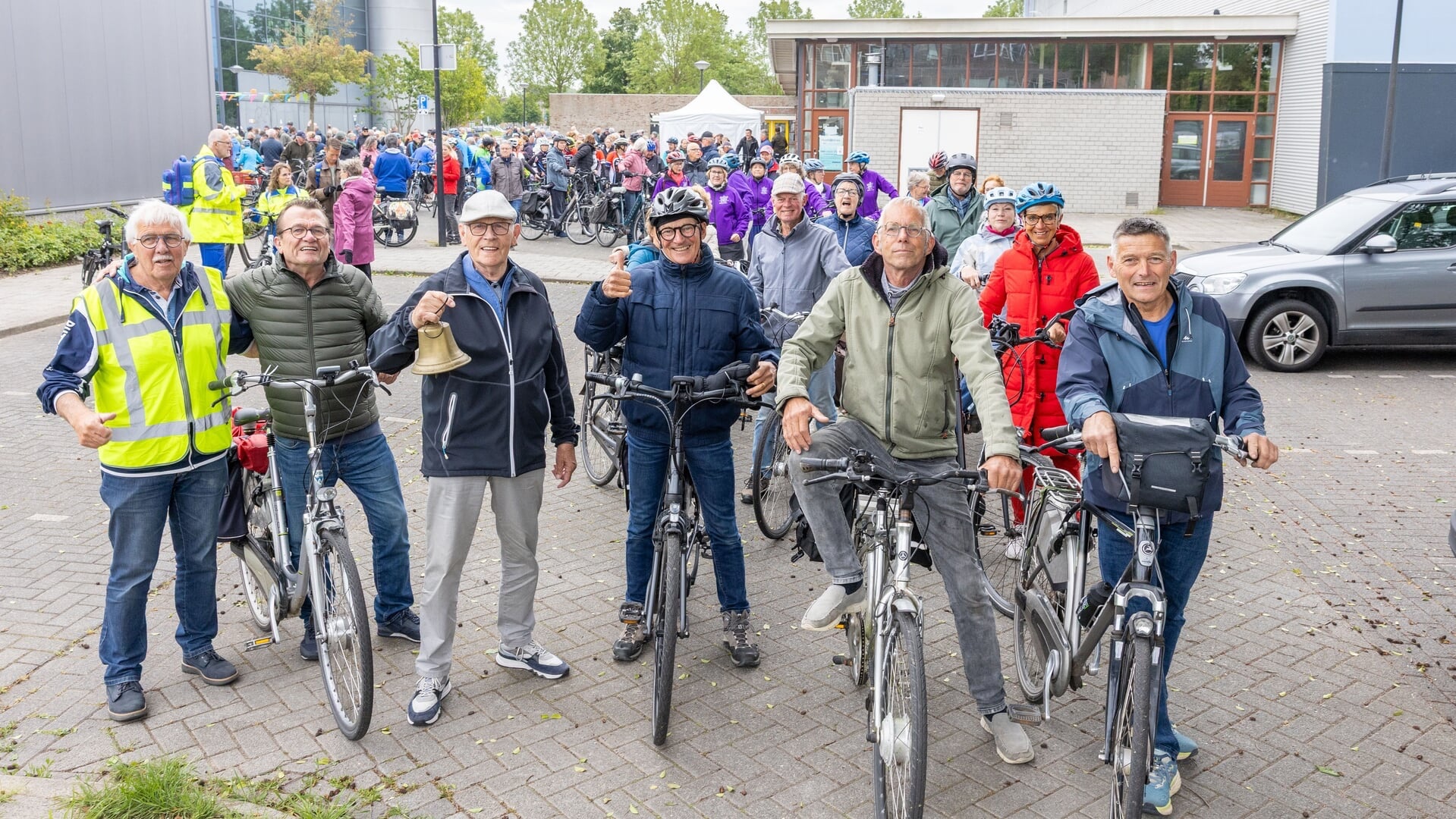 2025_Fietsen_voor_stichting_nut.jpg